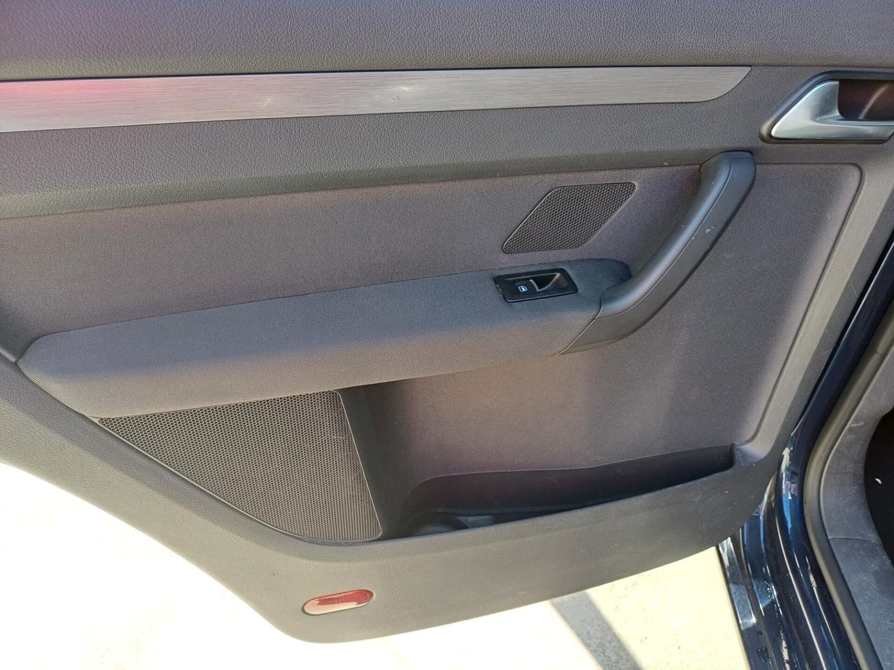 Volkswagen Touran 1.6 TDI Comfortline