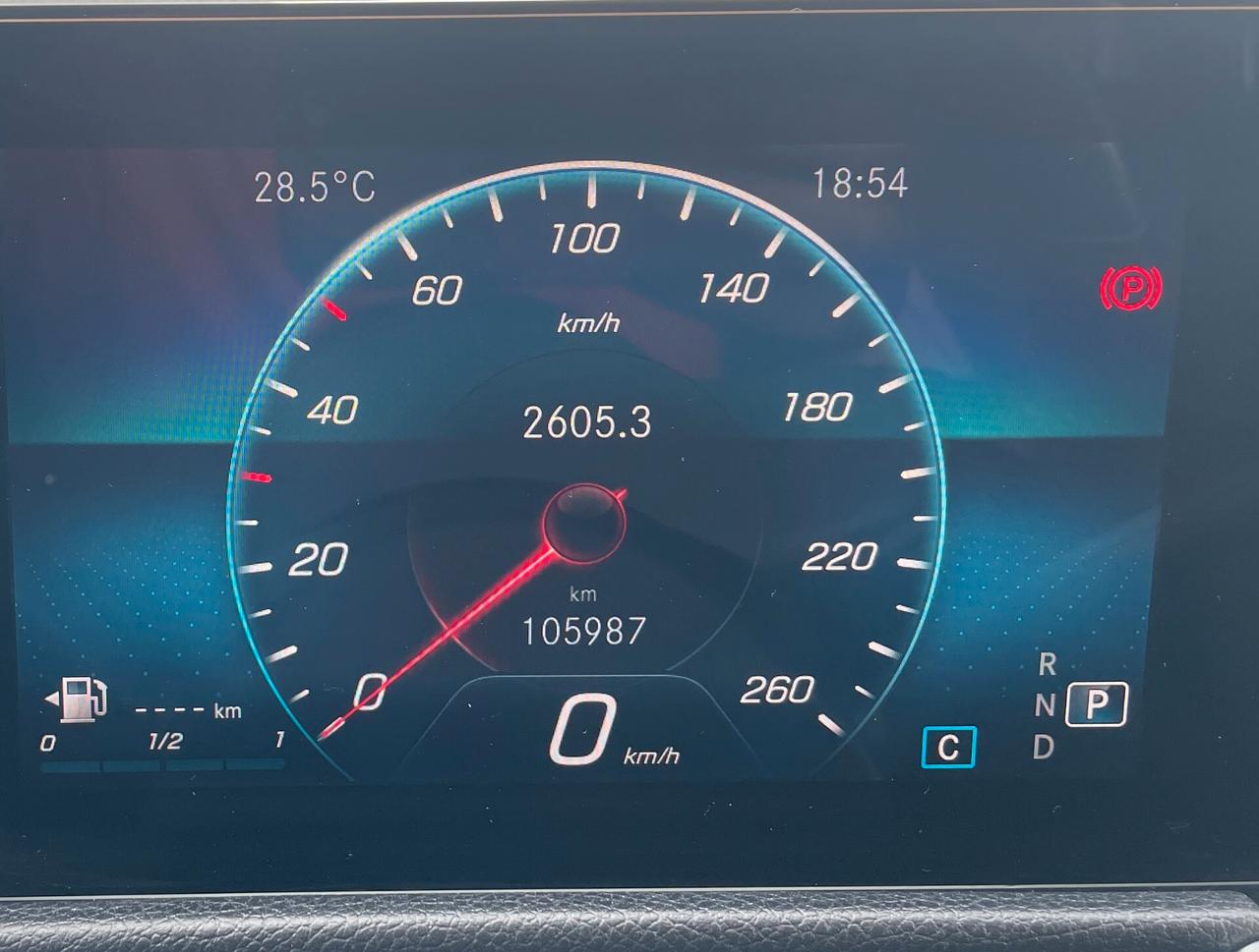 Mercedes-benz Classe GLB 200 d Automatic 4Matic Premium 7 POSTI