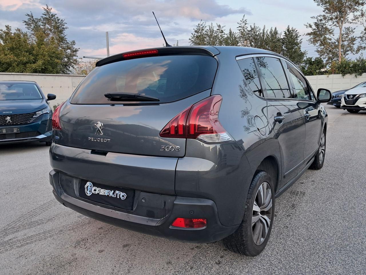 Peugeot 3008 ALLURE 1.6 HDi 120 EAT6 NAV+ RETROCAM. 2016 OCCASIONE