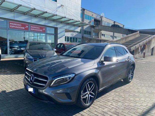 MERCEDES-BENZ GLA 200 d Automatic 4Matic Executi