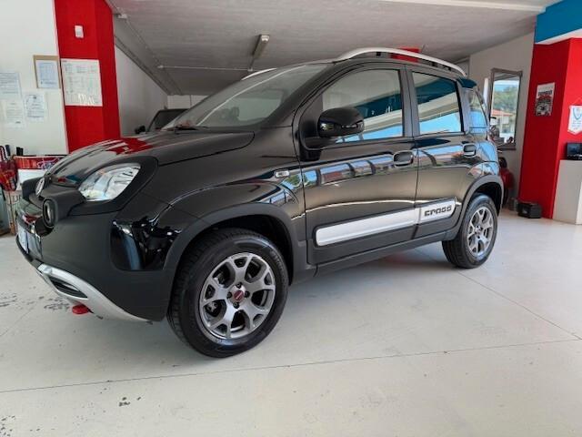FIAT PANDA CROSS TWIN AIR 85CV BENZINA UNICO PROPRIETARIO SOLO 52.000KM STUPENDA