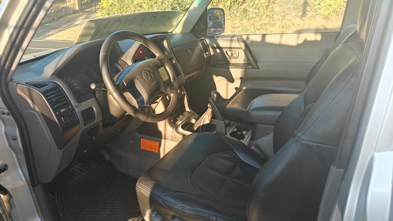 Mitsubishi Pajero 3.2 3p.