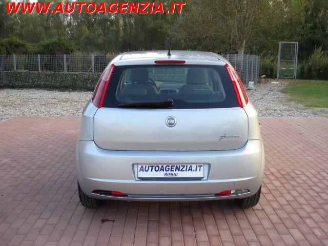 FIAT Grande Punto 1.3 MJT 75 CV 5 porte OK NEOPATENTATI