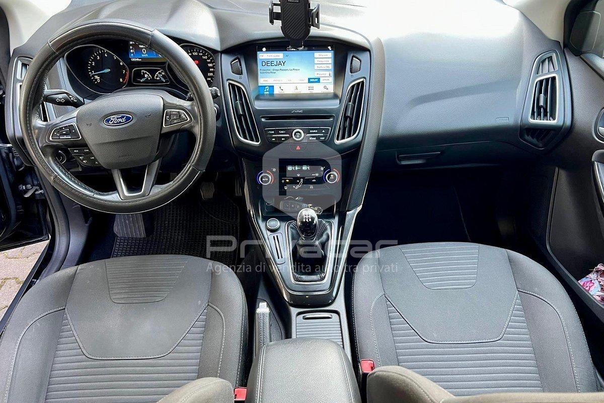FORD Focus 1.6 120 CV GPL Titanium