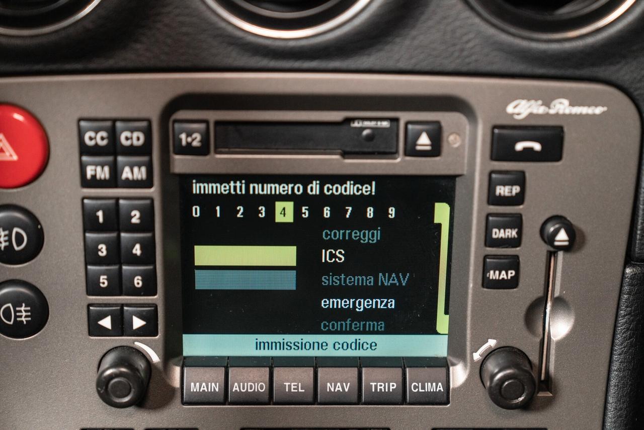 Alfa Romeo 166 3.0 V6 24V - ALF00166