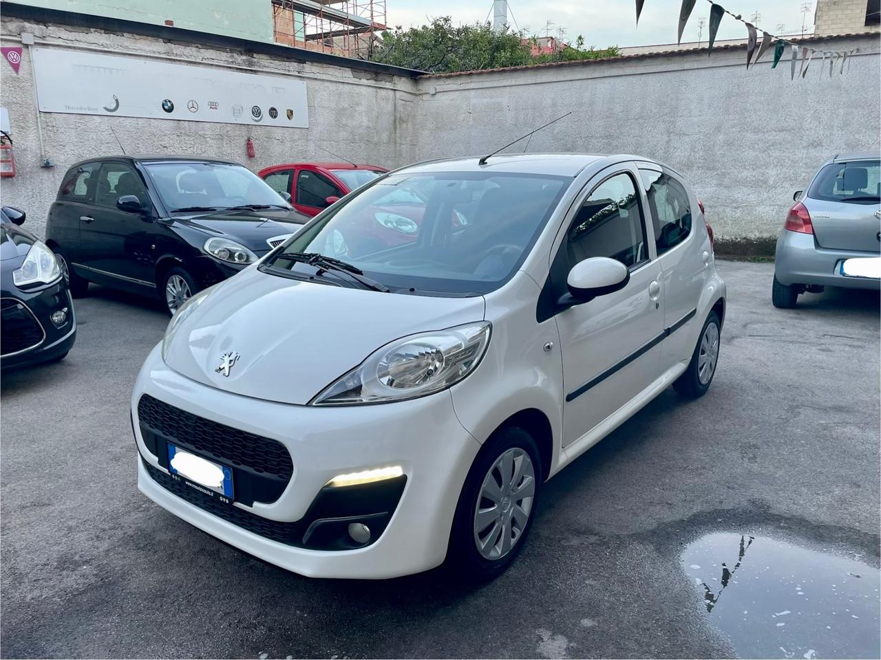 Peugeot 107 1.0 68CV 5p. Superga full optional dal nord Italia