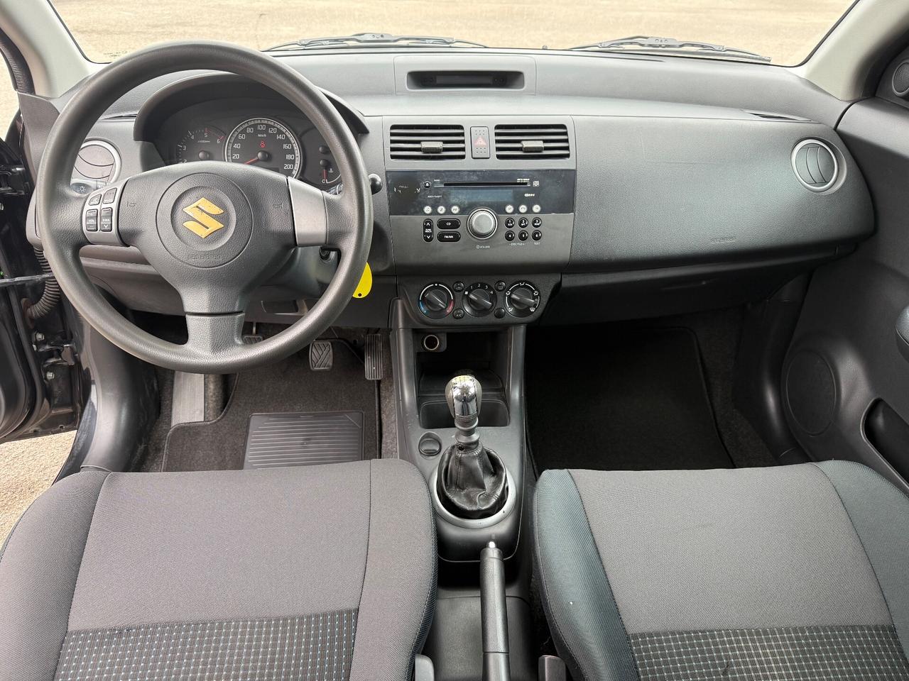 Suzuki Swift 1.3 DDiS 5p. GLX