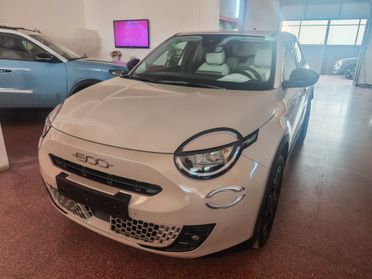 Fiat 600 Hybrid 110 CV DCT MHEV La Prima