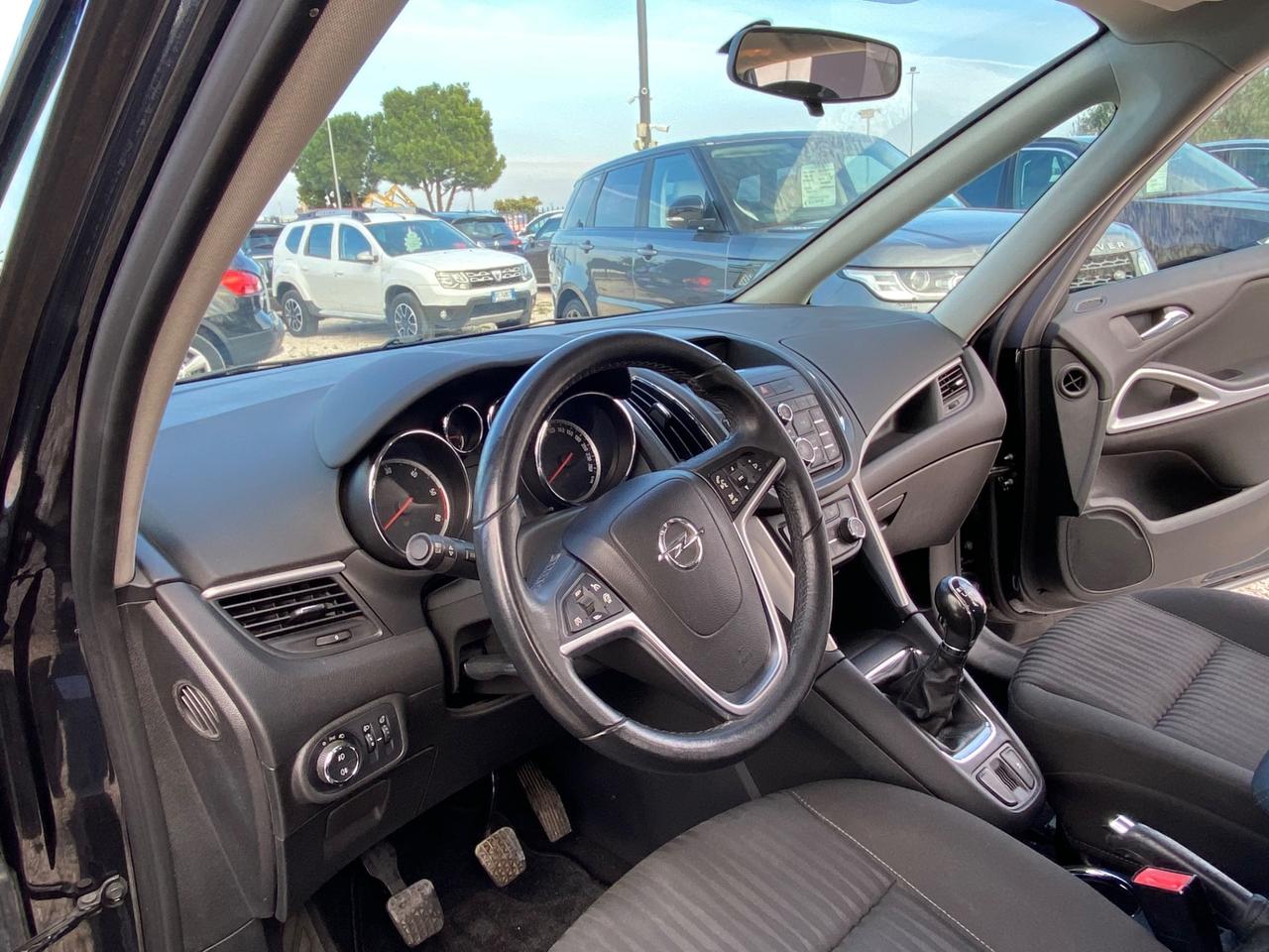 Opel Zafira Tourer 2.0 CDTi 130CV Elective 7 Posti Unico Propietario Neopatentati