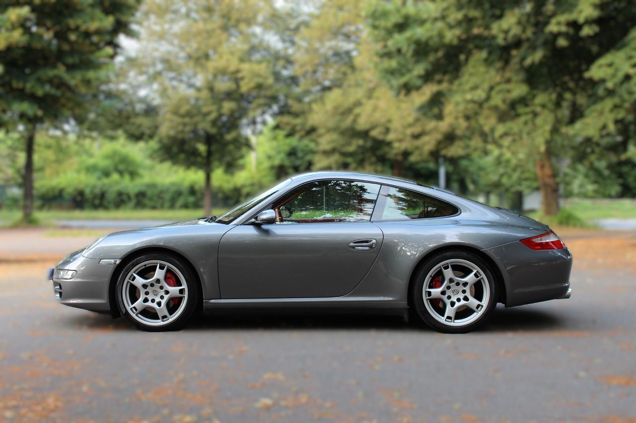 Porsche 911 Carrera 4S Coupé