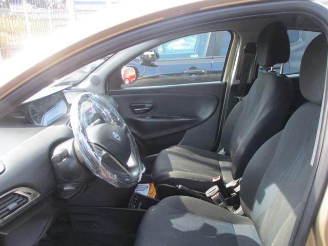 LANCIA Ypsilon 1.0 FireFly 5 porte S&S Hybrid Ecochic Gold