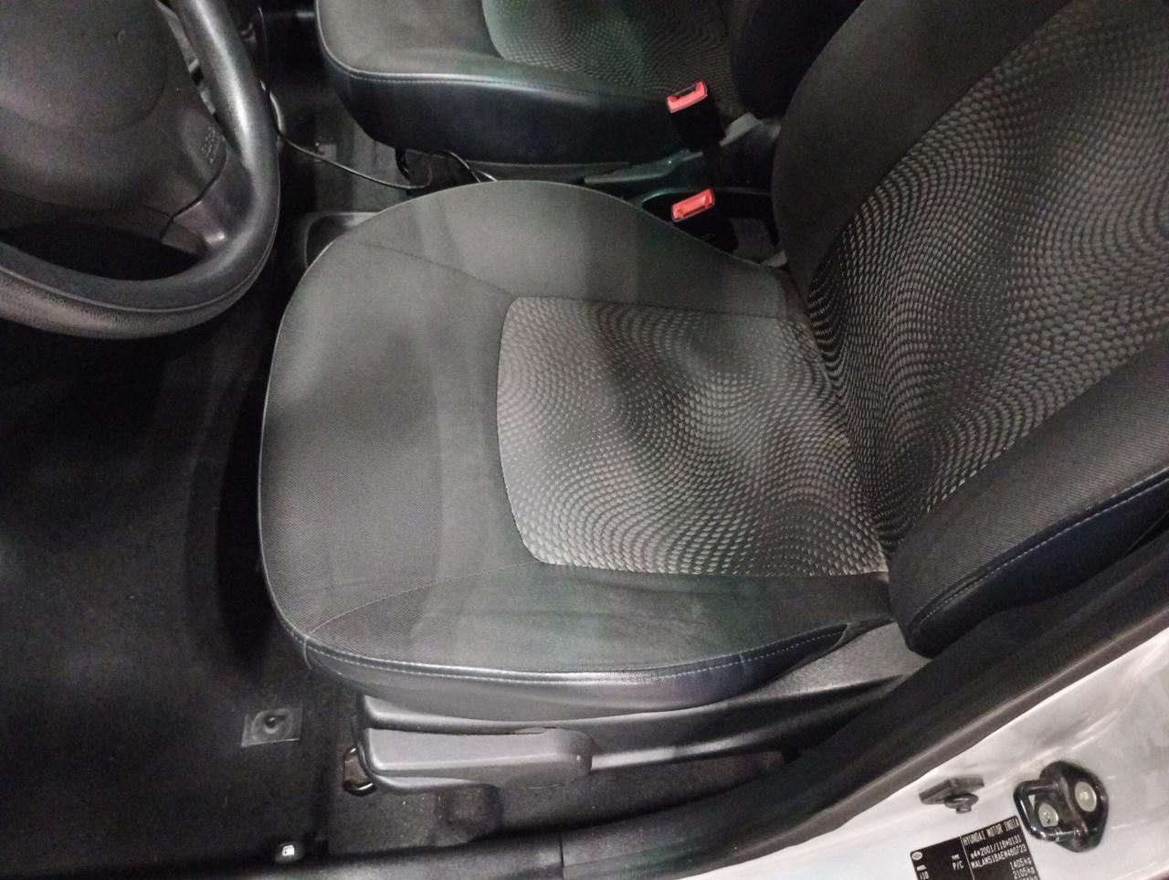 Hyundai i10 1.1 12V CONFORT