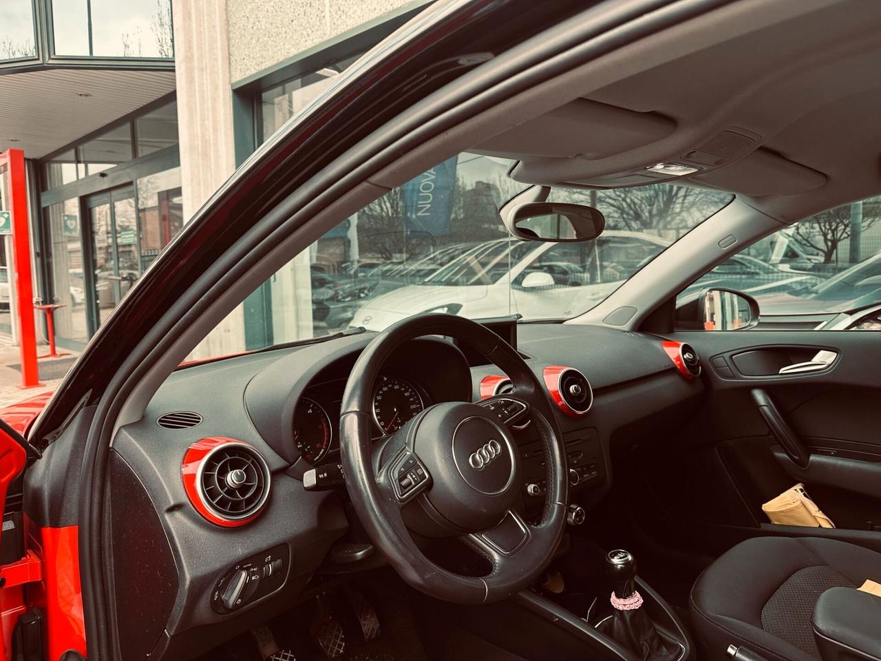 Audi A1 1.6 TDI S line edition plus