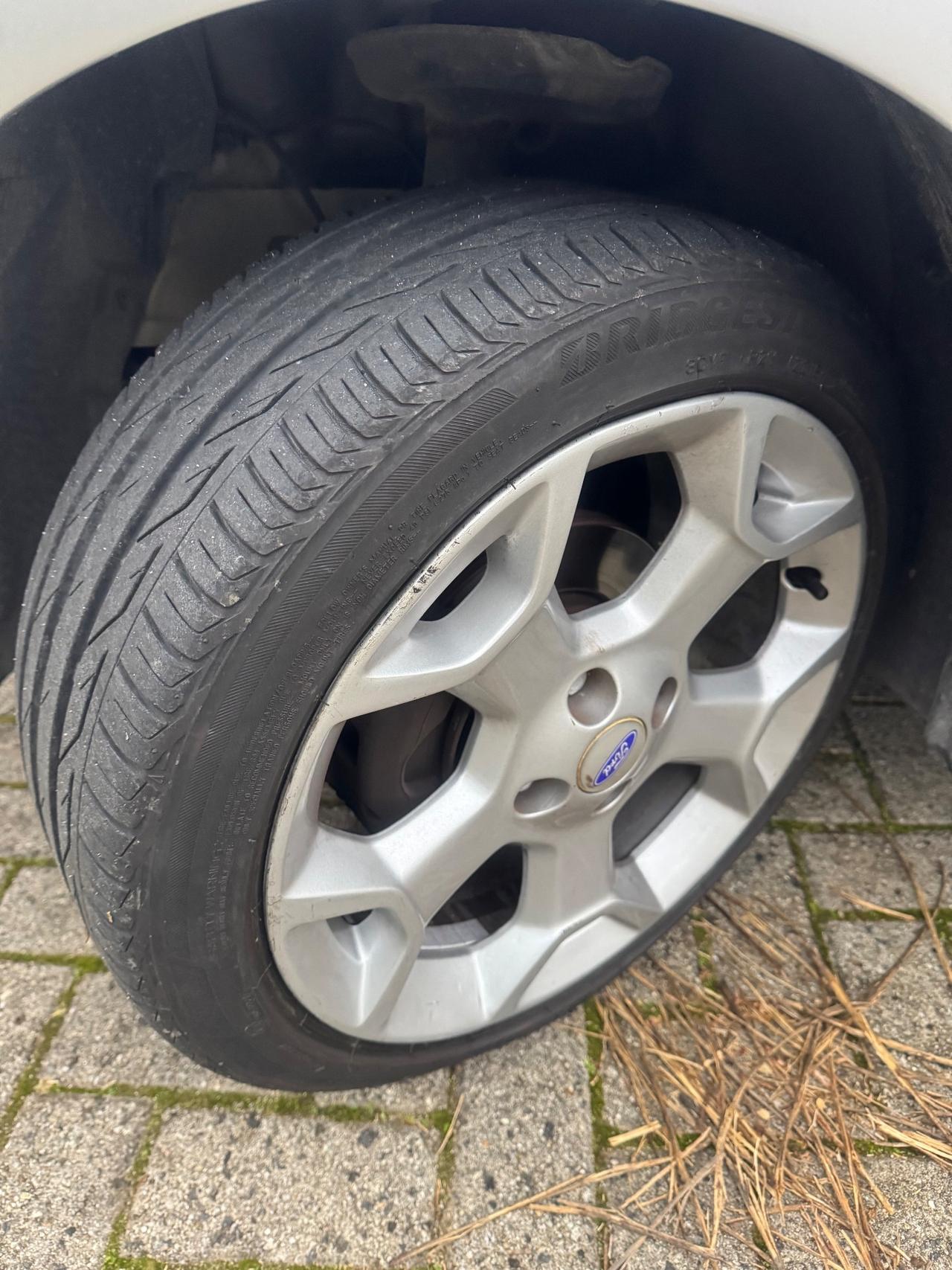 Ford Ka 1.3 Multijet 75CV *TITANIUM* 2010