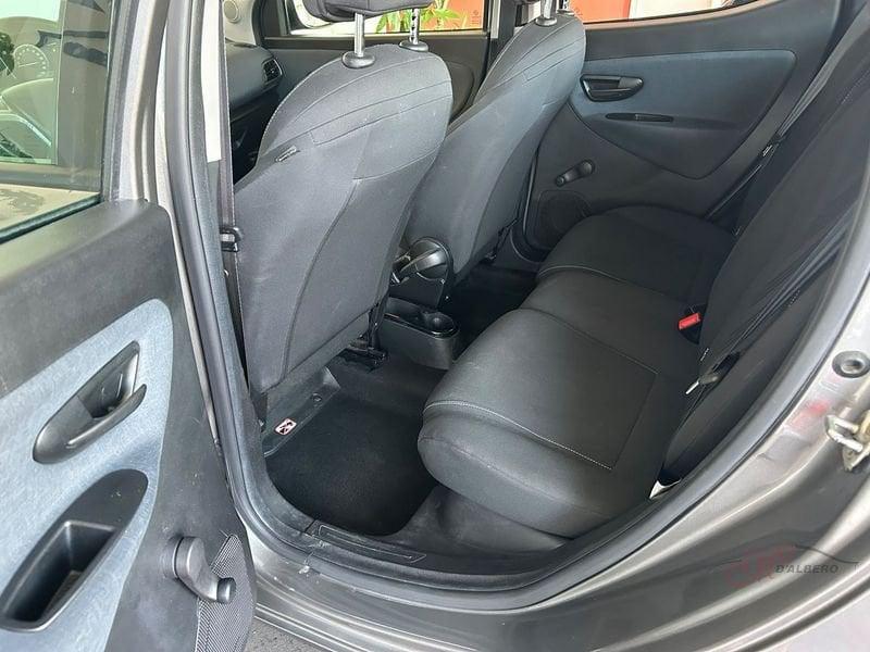 Lancia Ypsilon 1.0 FireFly 70cv Hybrid ALBERTA FERRETTI