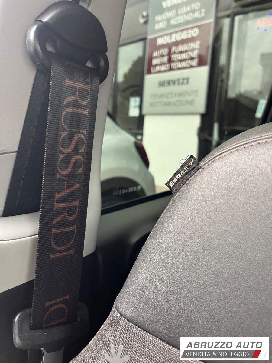 FIAT Panda 1.0 Hybrid Trussardi