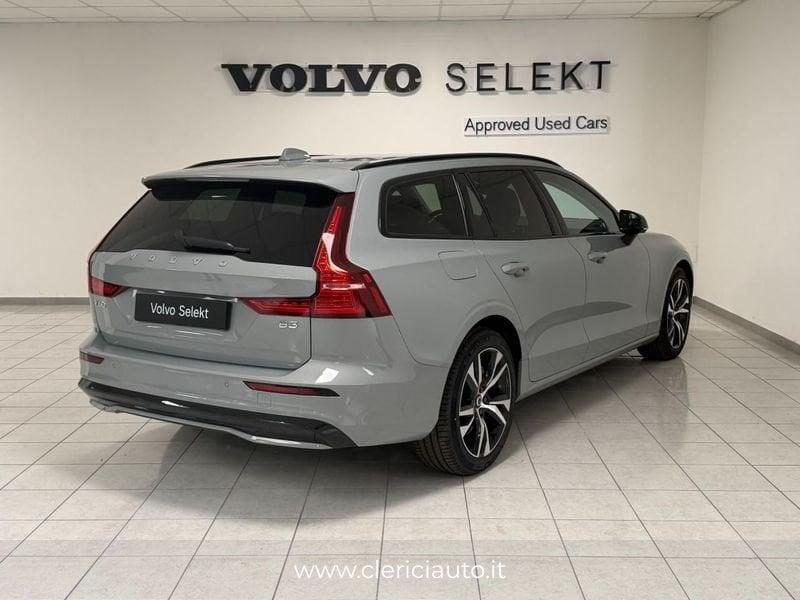 Volvo V60 B3 automatico Plus Dark