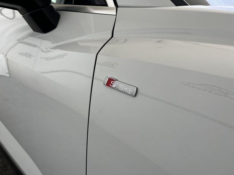 Audi Q3 35 TDI S tronic S line edition TUA da 439,00 al mese