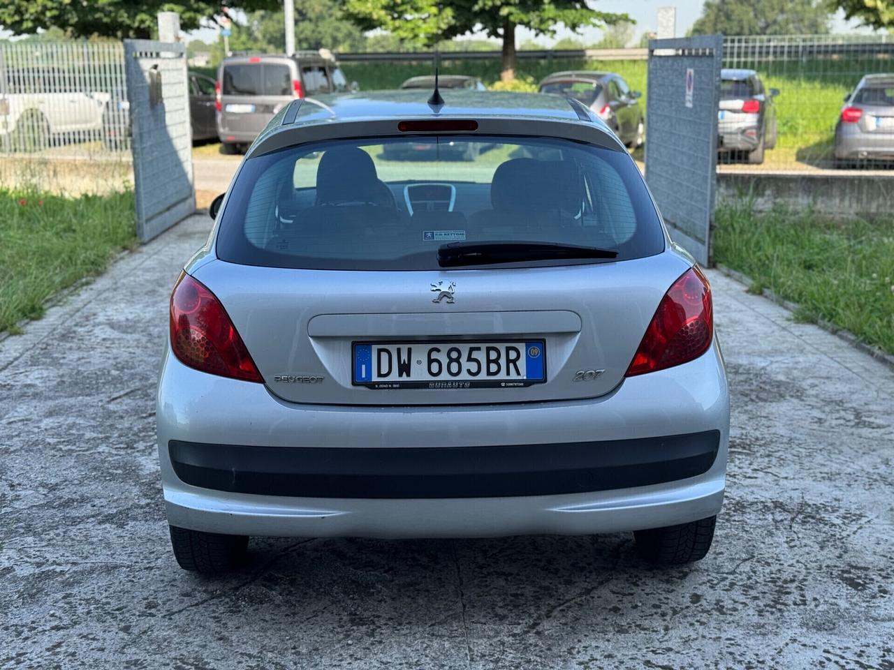 Peugeot 207 1.4 8V 75CV 5p. Energie Sport