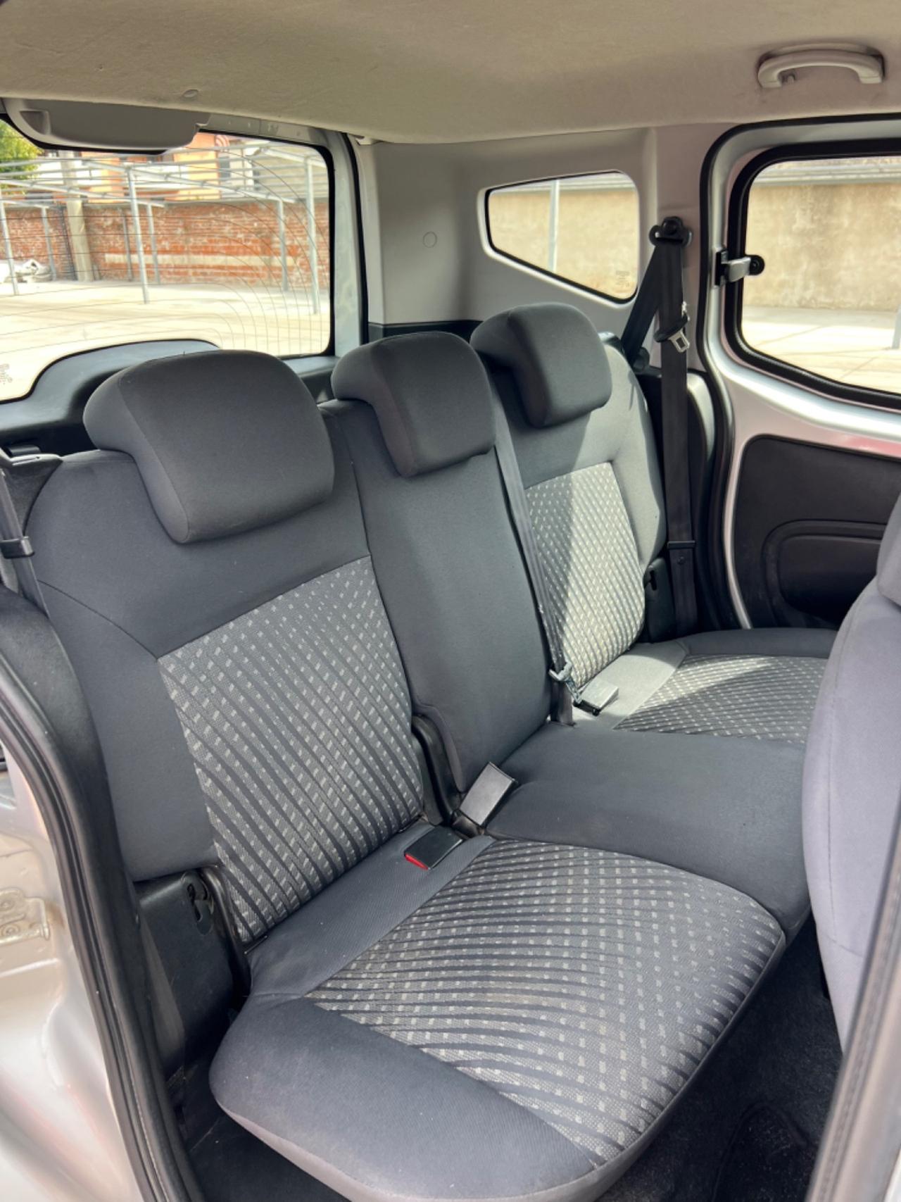 Peugeot Bipper Tepee 1.3 HDi 75 FAP Stop&Start Premium