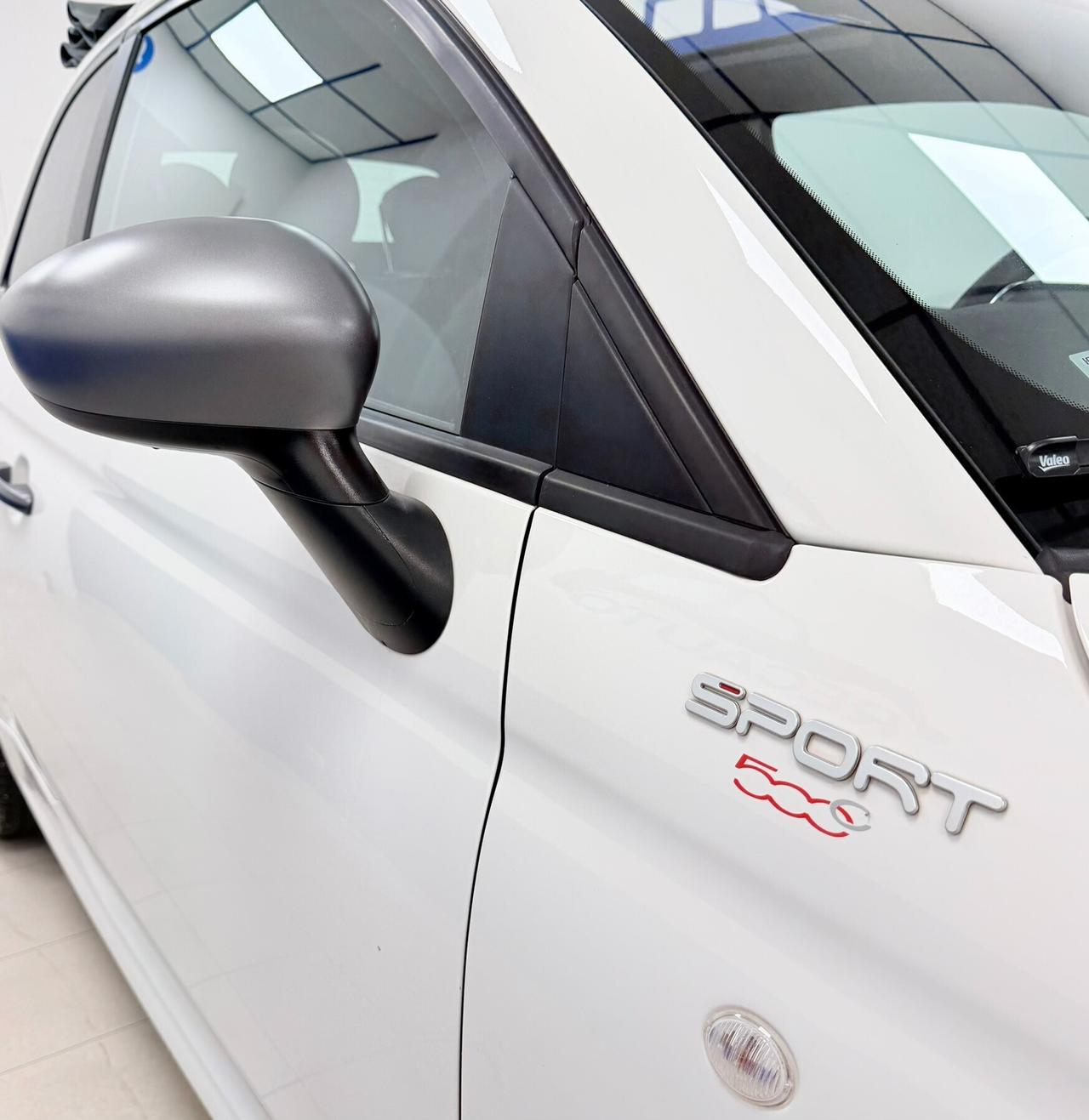 Fiat 500 C 1.0 Hybrid SPORT