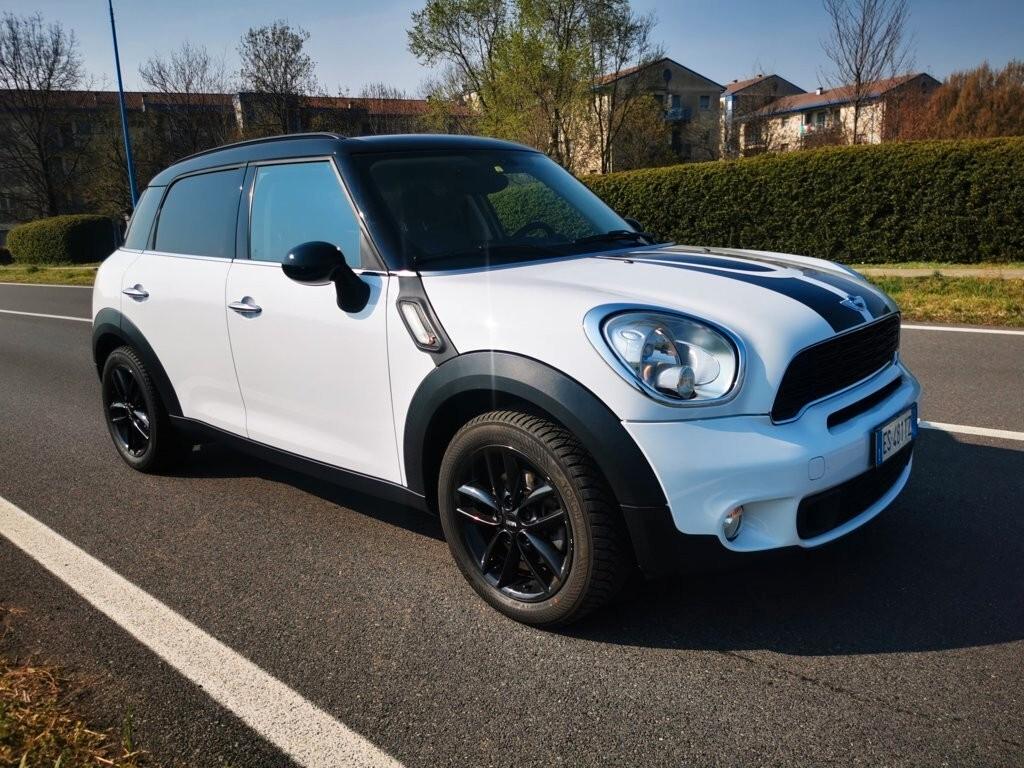 MINI COUNTRYMAN COOPER SD -143 CV