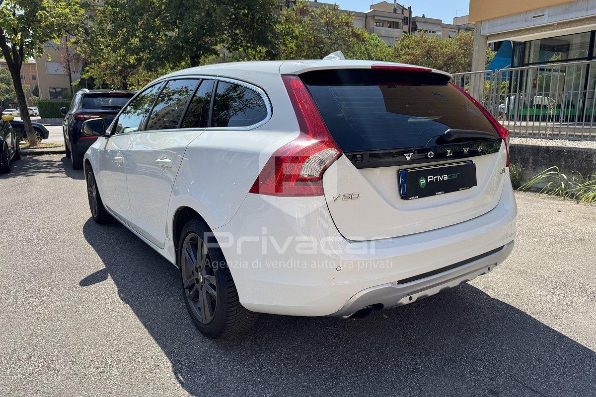 VOLVO V60 D3 Geartronic Momentum