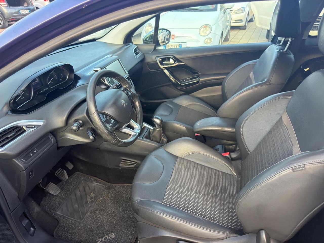 Peugeot 208 1.6 e-HDi 92 CV Stop&Start 3 porte Active