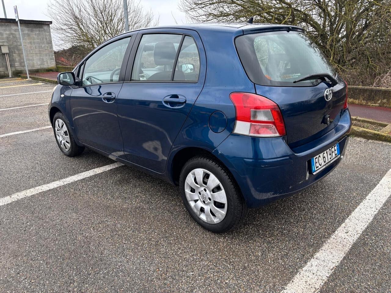 Toyota Yaris 1.0 5 porte Sol TAGLIANDATA TOYOTA CHILOMETRI CERTIFICATI