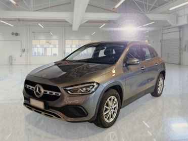 MERCEDES-BENZ GLA 180 d Automatic Business Extra