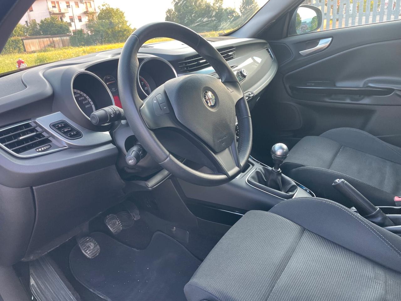 Alfa Romeo Giulietta 1.4 Turbo MultiAir Distinctive