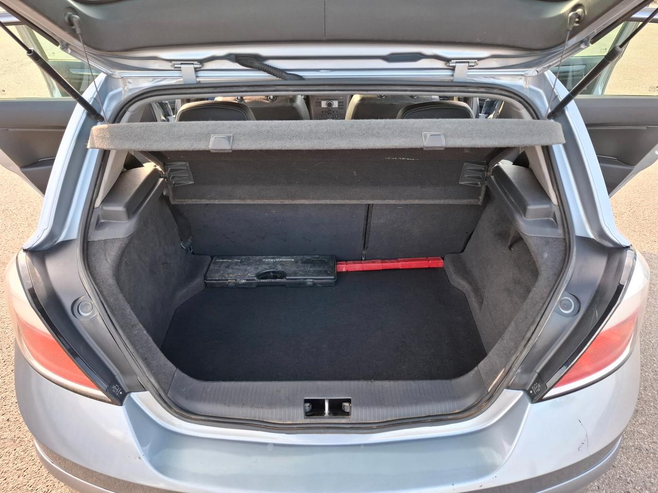 Opel Astra 1.7 CDTI 101CV 5 porte Cosmo