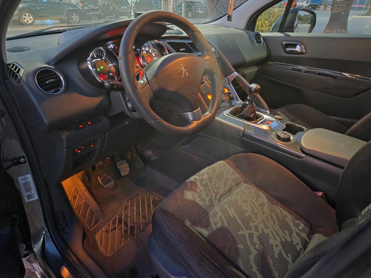 Peugeot 3008 1.6 HDi 110CV Premium
