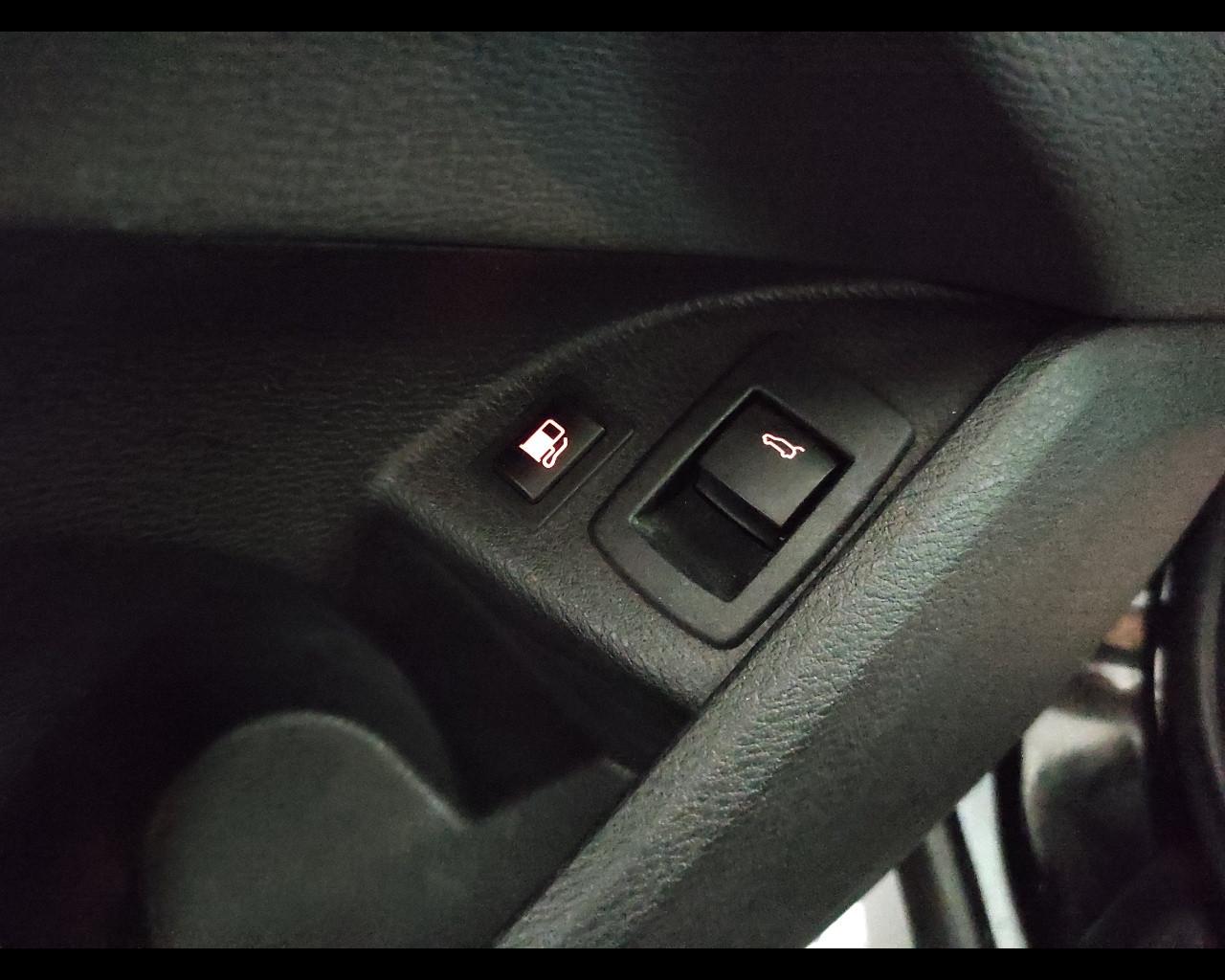 BMW X1 (F48) - X1 xDrive25e Business Advantage