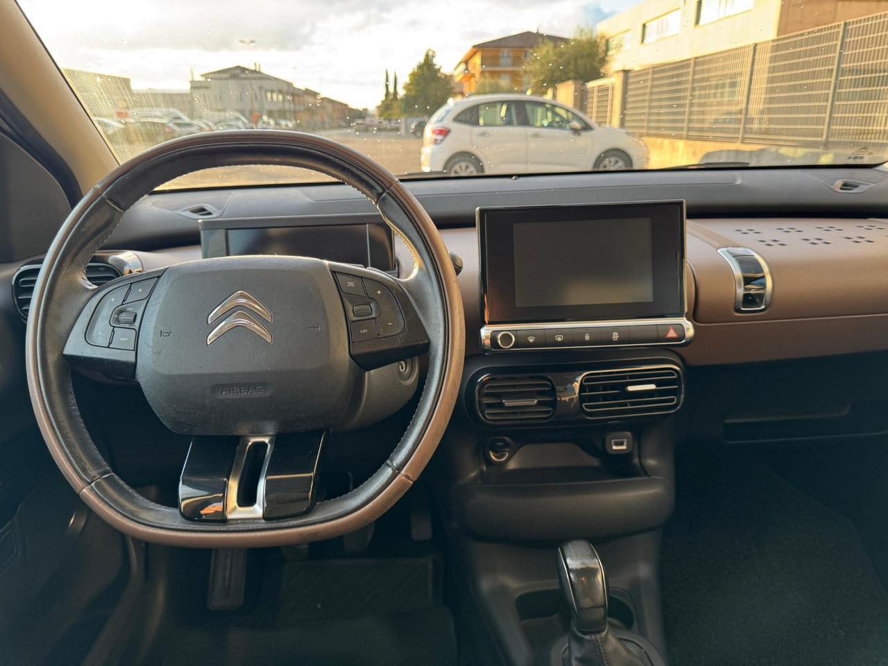Citroen C4 Cactus PureTech 82 Shine 122000 km