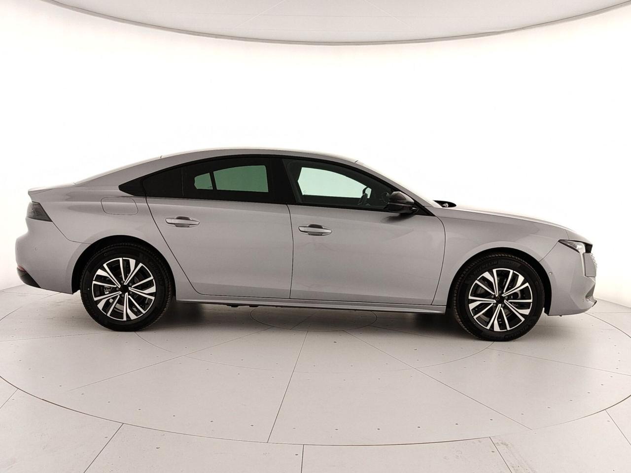 Peugeot 508 Plug-in Hybrid 225 e-EAT8 Allure