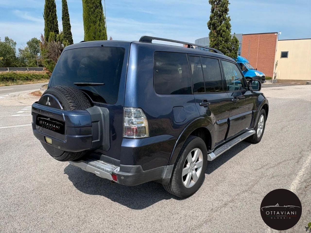 Mitsubishi Pajero passo lungo MANUALE
