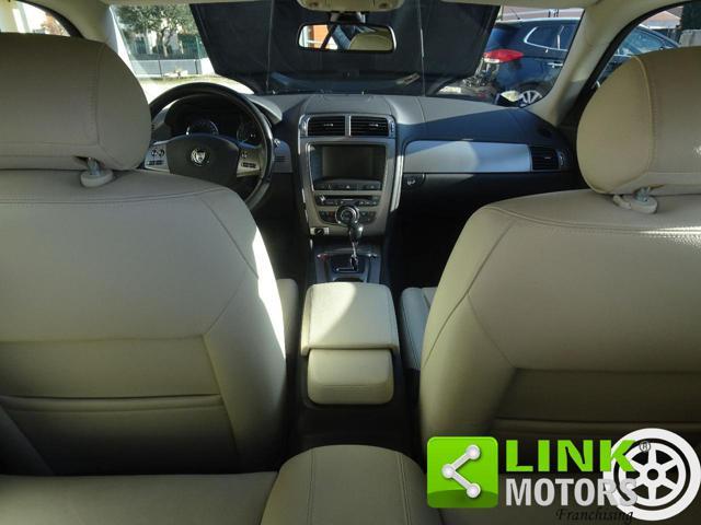 JAGUAR XK 4.2 V8 Coupé