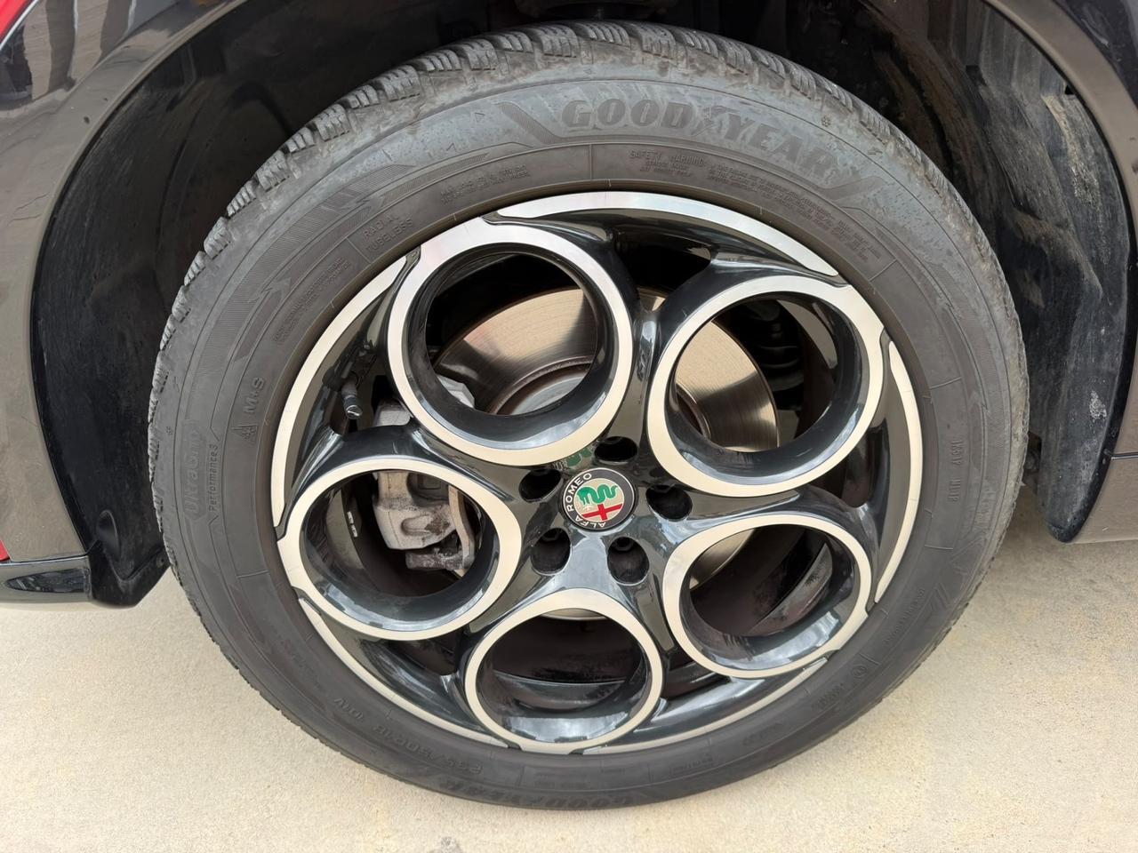 Alfa Romeo Tonale 1.5 160 CV MHEV TCT7 Ti