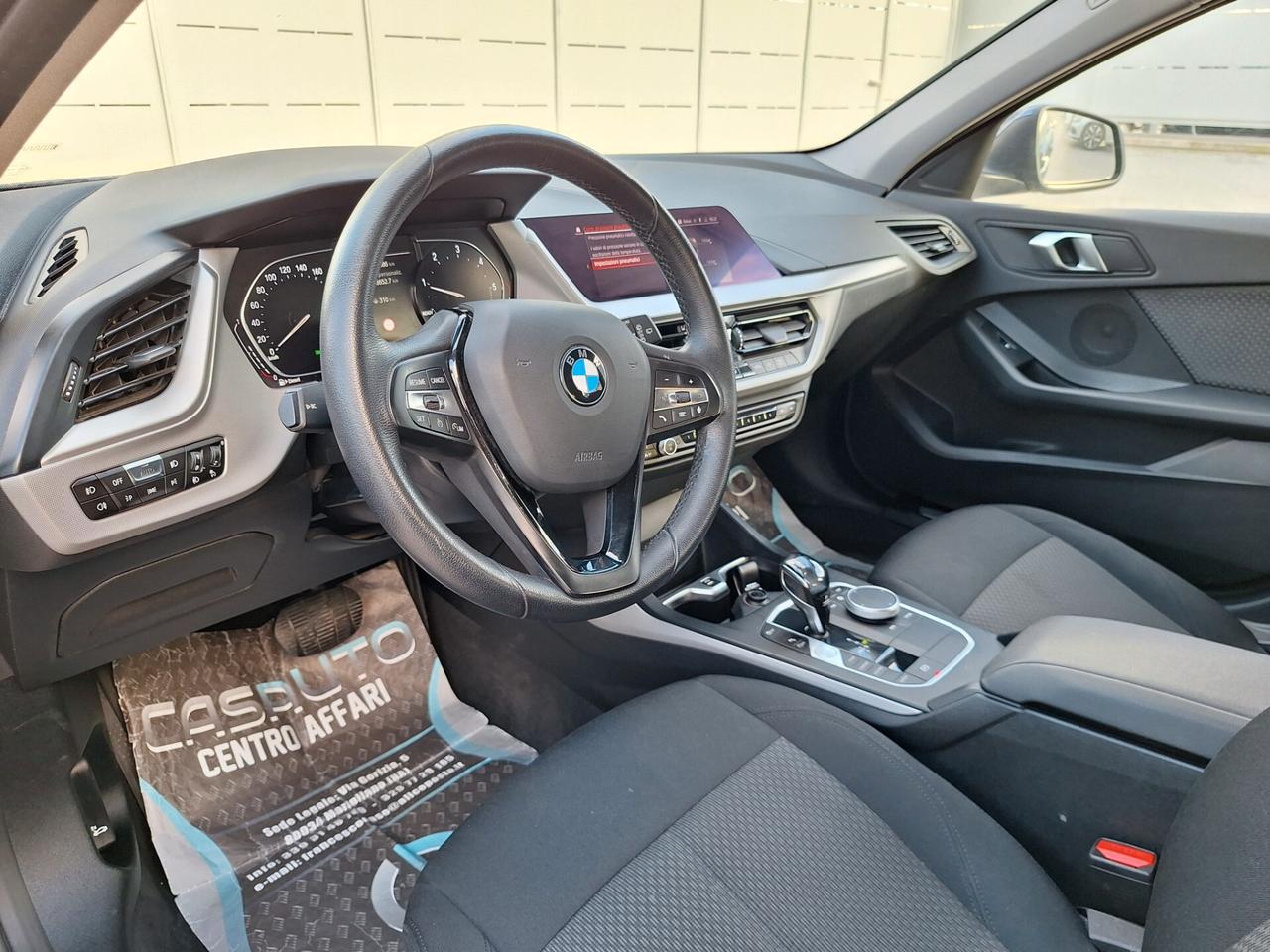 Bmw 116d 5p. Business Advantage NAV+RETROCAM - 2021