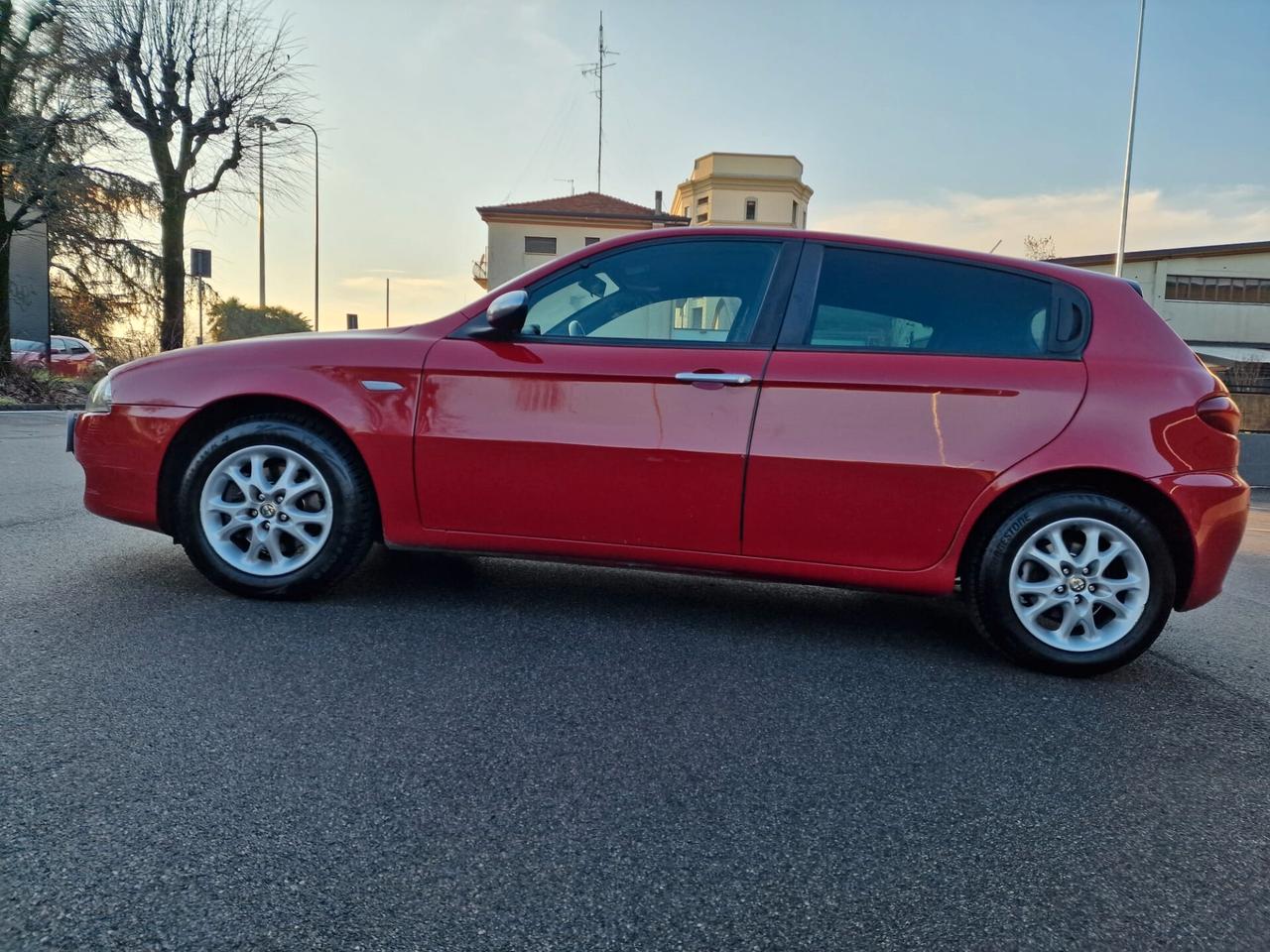 Alfa Romeo 147 1.6 16V TS 5 porte Exclusive