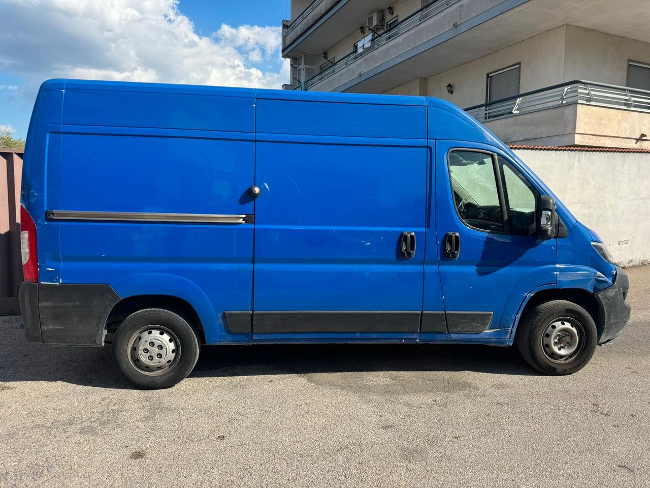 Peugeot Boxer 2021 2.2 HDi 140CV L2H2 E6