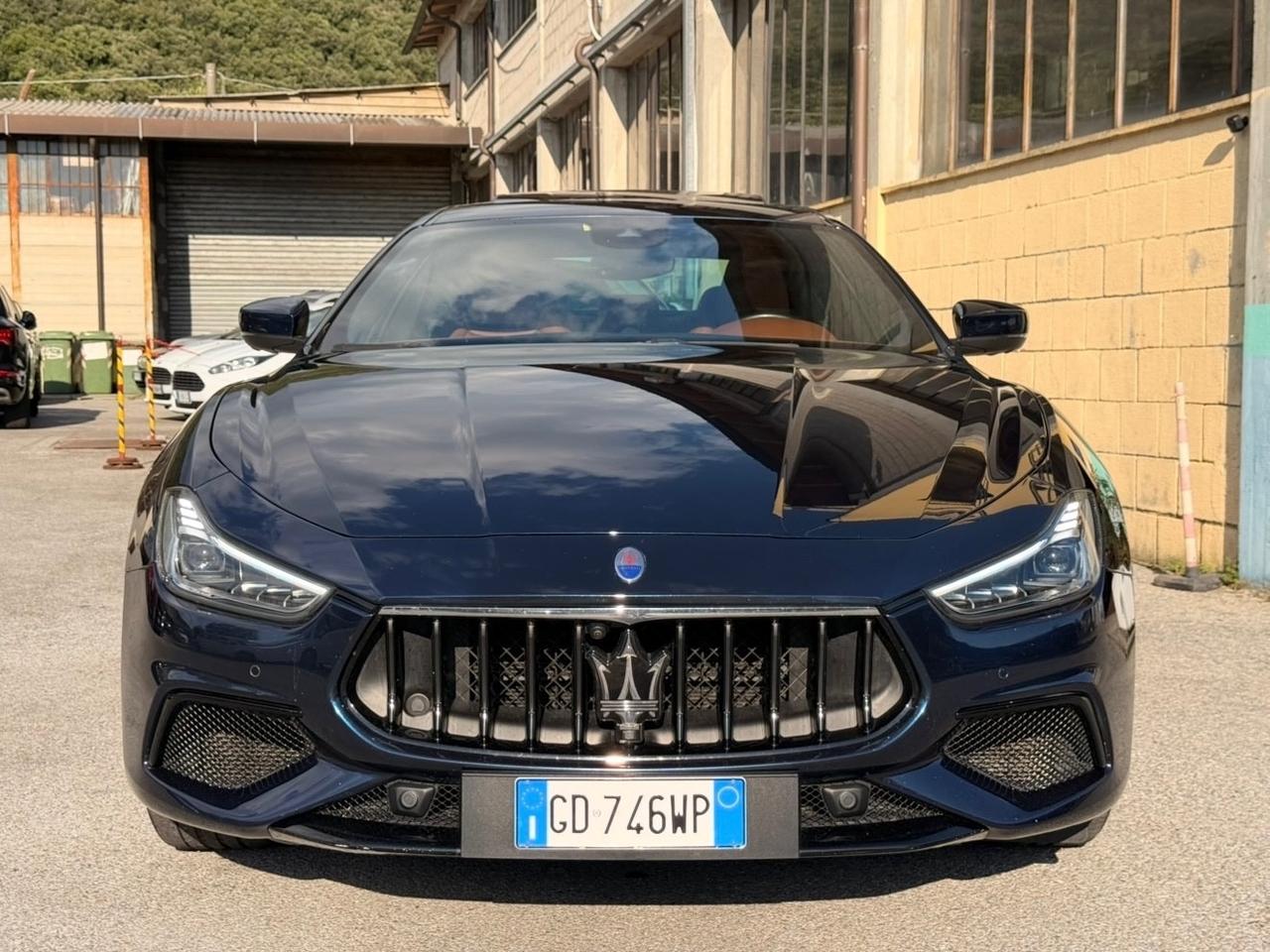Maserati Ghibli L4 330 CV MHEV Granlusso