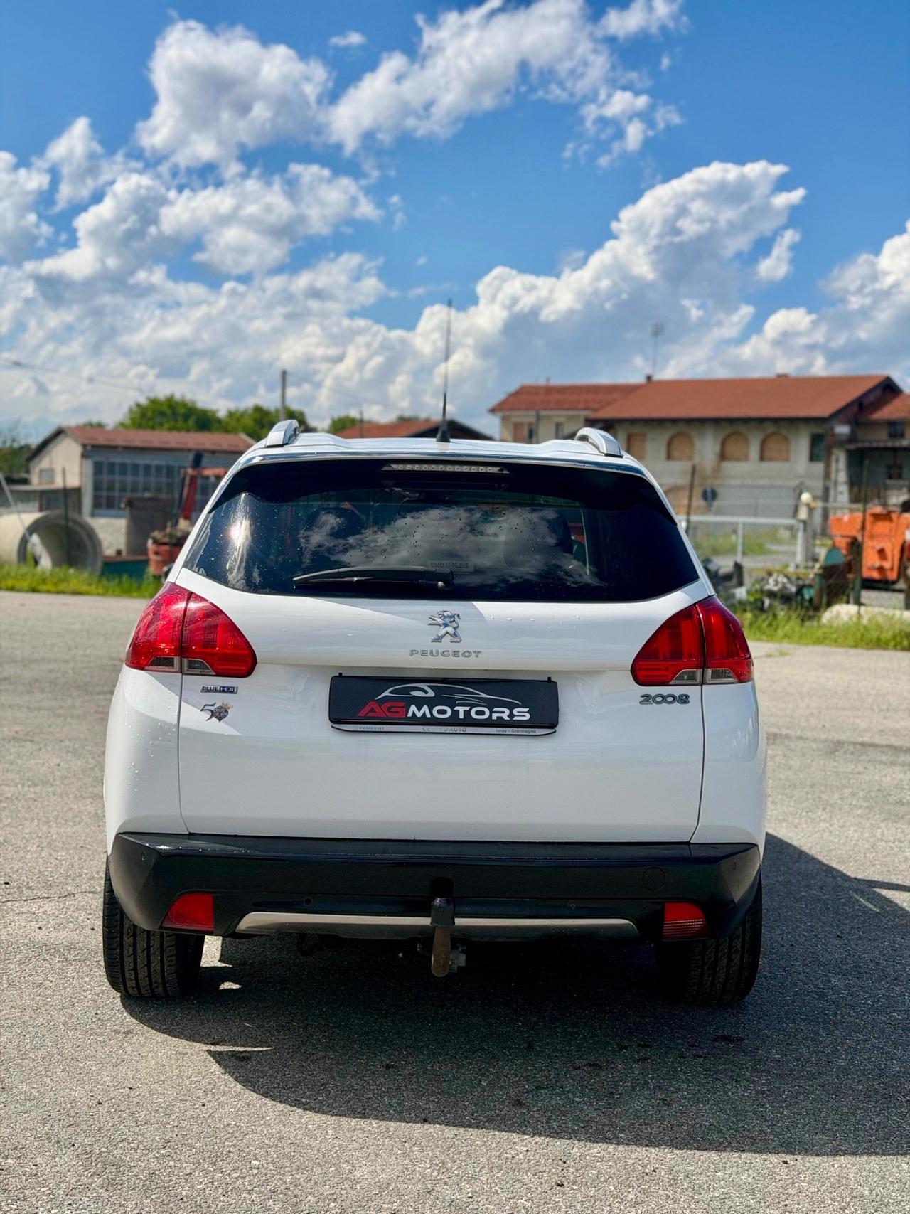 Peugeot 2008 BlueHDi 100 Black Matt
