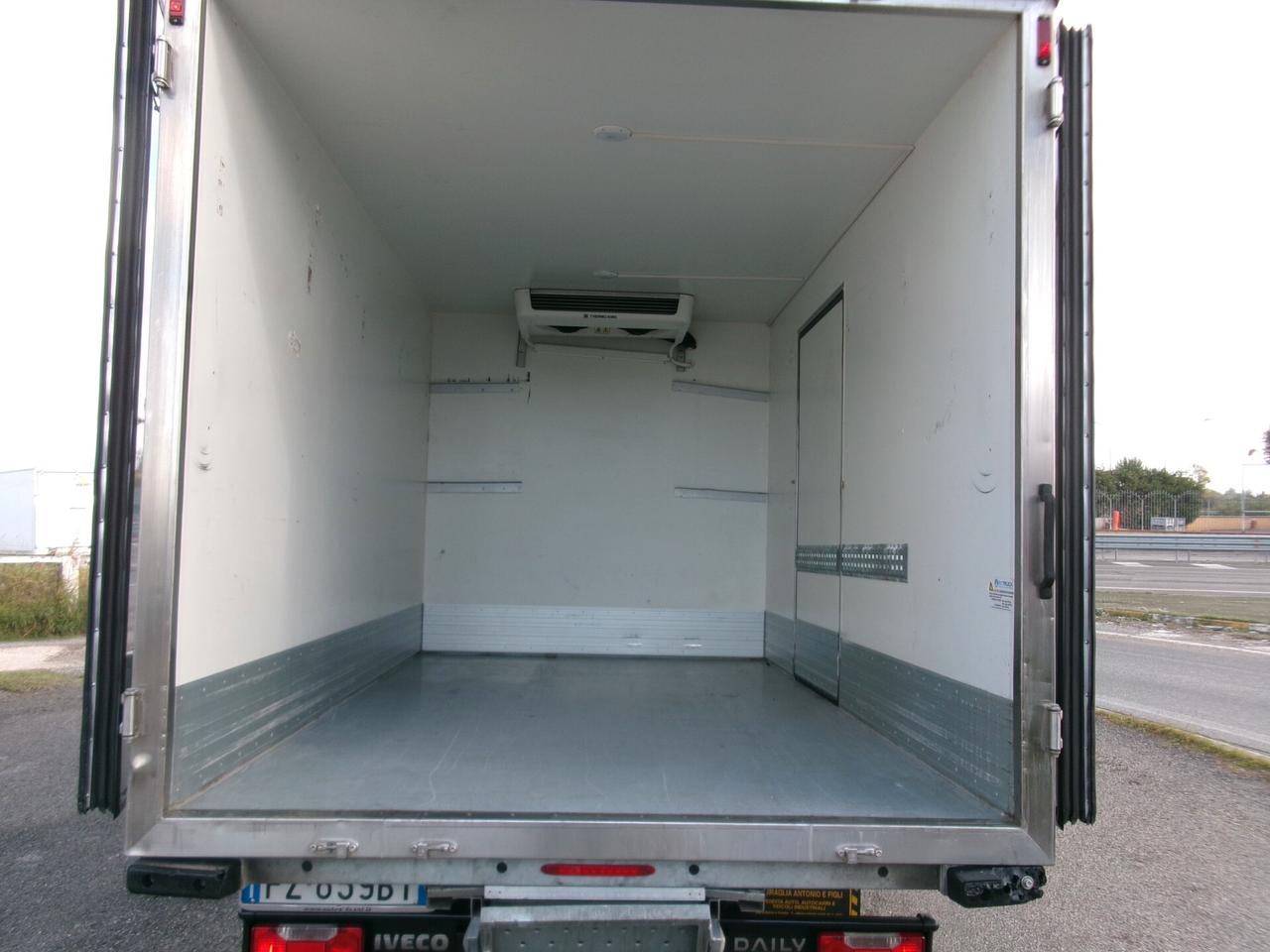 Iveco Daily 35C14 2.3 140CV E6D HI-MATIC FRIGO ATP FRBX 10/2028 7 PEDANE
