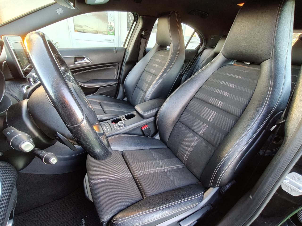 Mercedes-benz A 180 d Automatic Sport - 2017