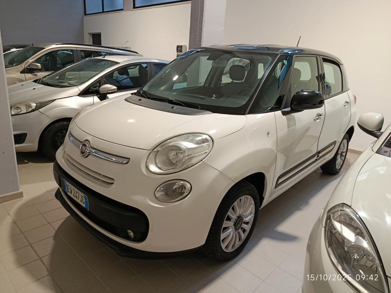 Fiat 500L 0.9 TwinAir Turbo Natural Power Pop £4000 senza garanzia £5900 con garanzia