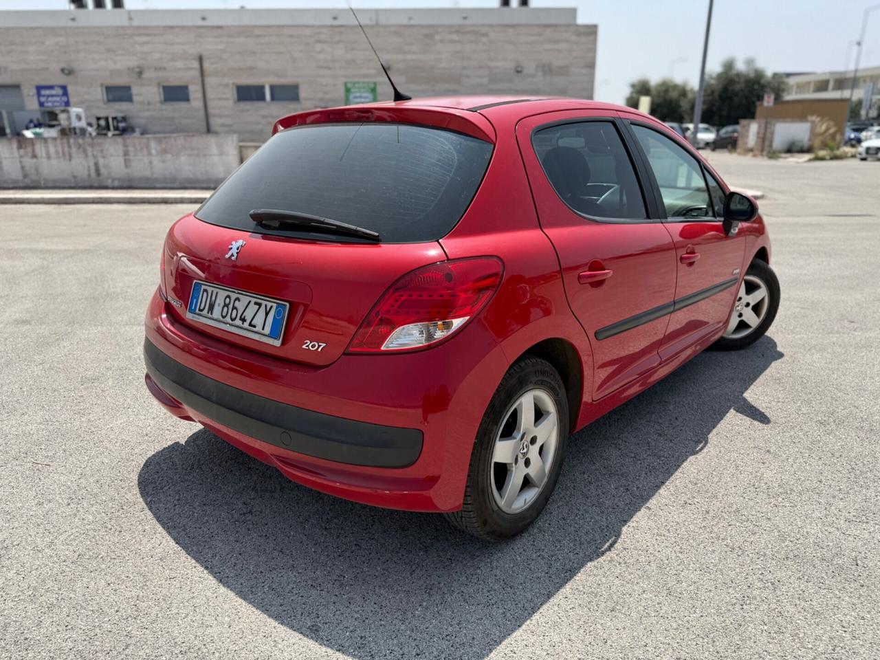 Peugeot 207 1.4 75CV Energie Sport *GPL*
