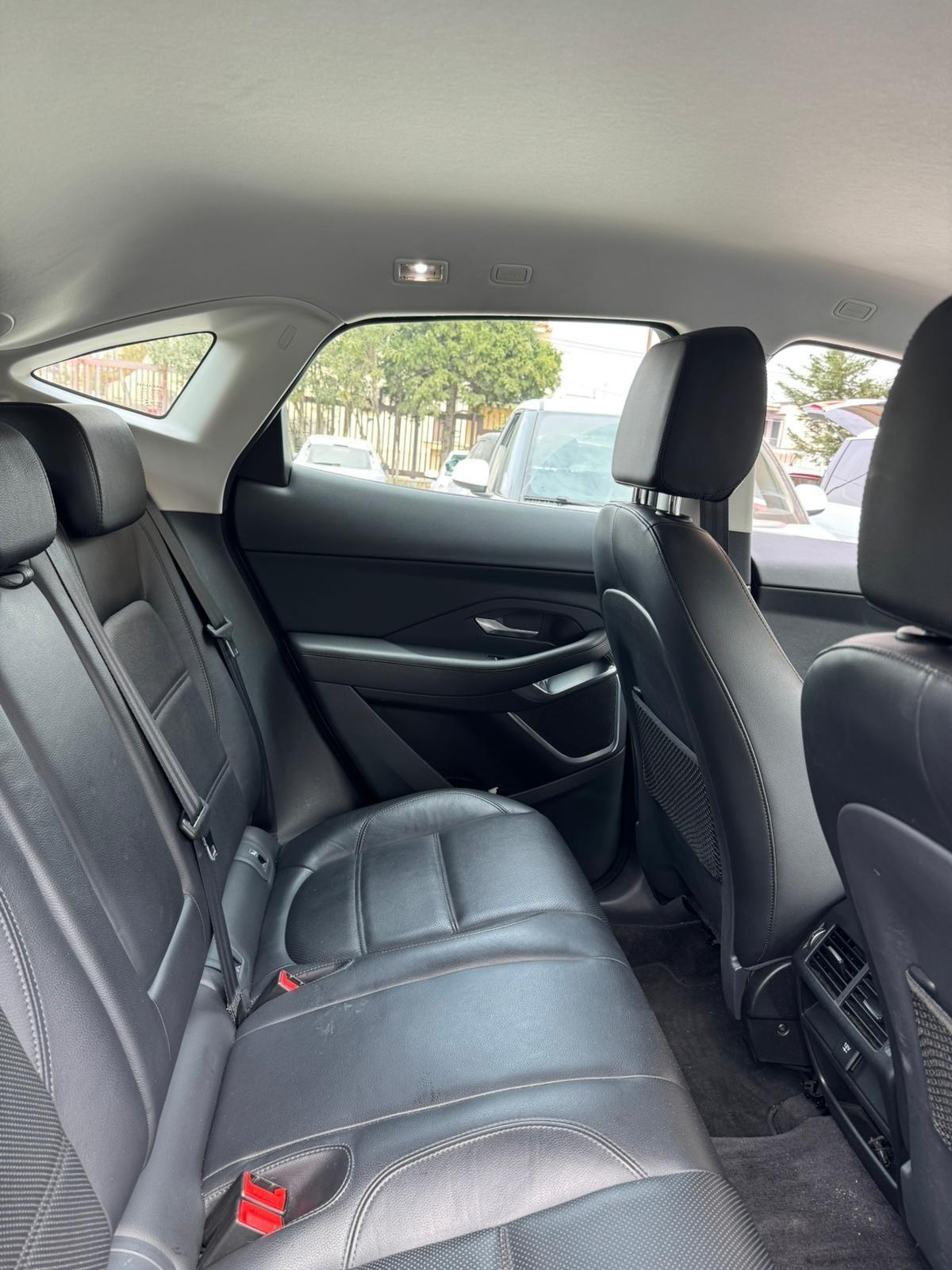 Jaguar E-Pace 2.0D 180 CV AWD aut. R-Dynamic