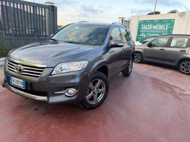 Toyota RAV 4 RAV4 2.2 D-4D 150 CV Lounge
